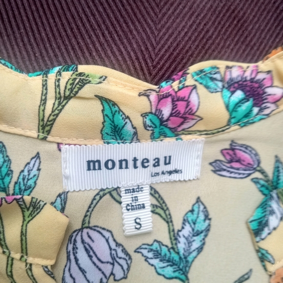 Monteau Feminine Yellow Floral Short Sleeve Blouse Top Size Small - Picture 3 of 8
